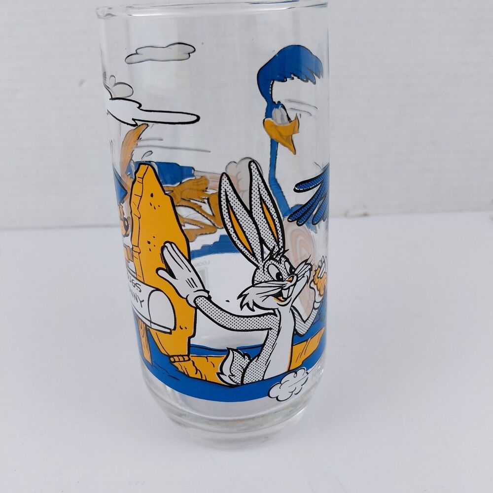 Pepsi Looney Tunes Bugs Bunny Road Runner Wile E. Coyote Glass 1979 Vtg EUC